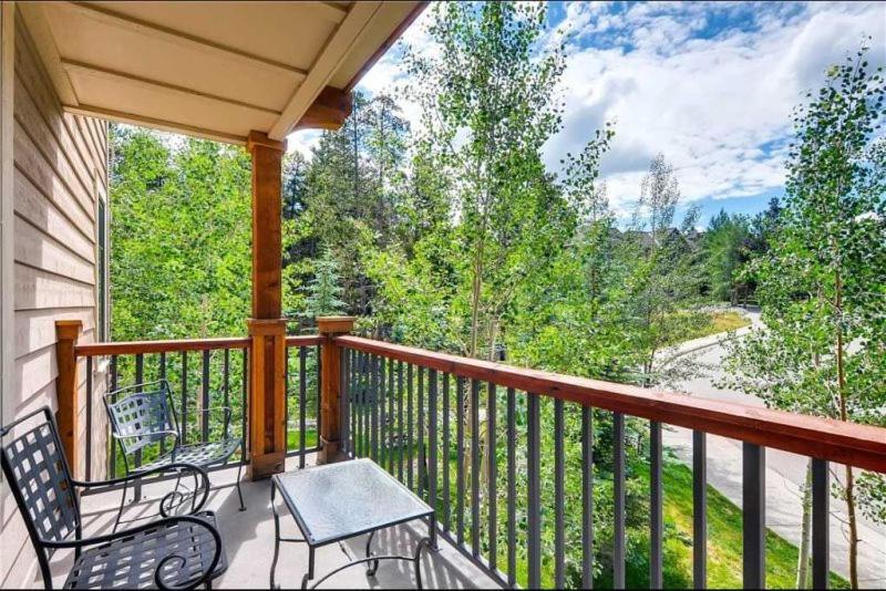 Luxury 2 Bedroom Breckenridge Vacation Rental With Stunning Mountain Views Just Steps From Historic Main Street Exterior foto